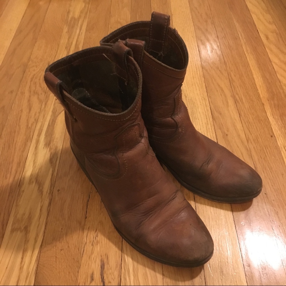 Frye 'Carson' Short Boot Saddle Leather